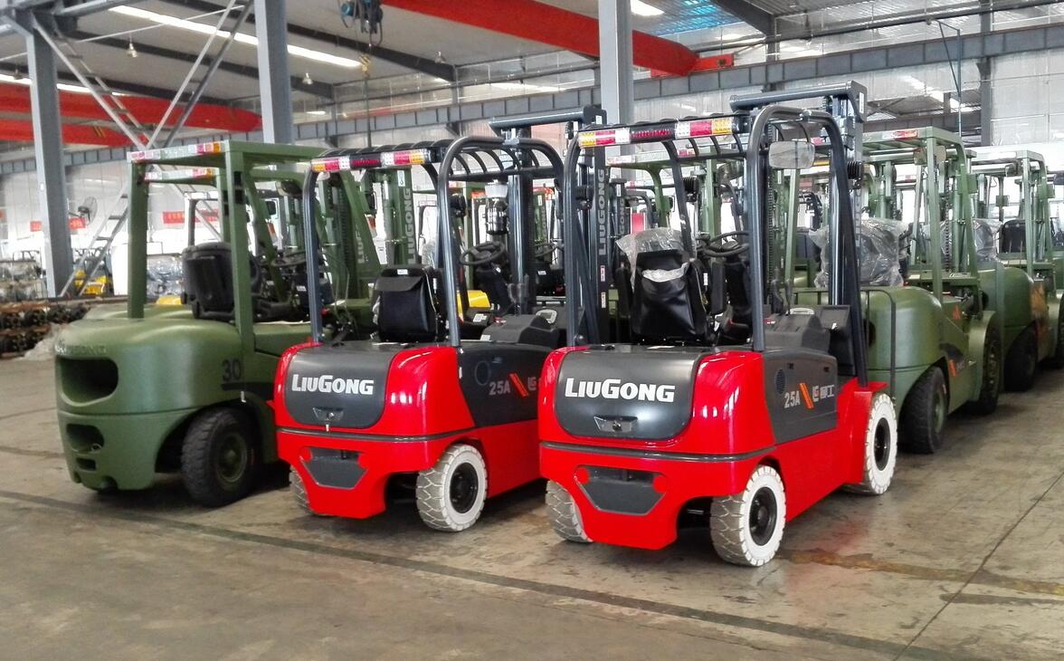 機(jī)械生產(chǎn)車(chē)間